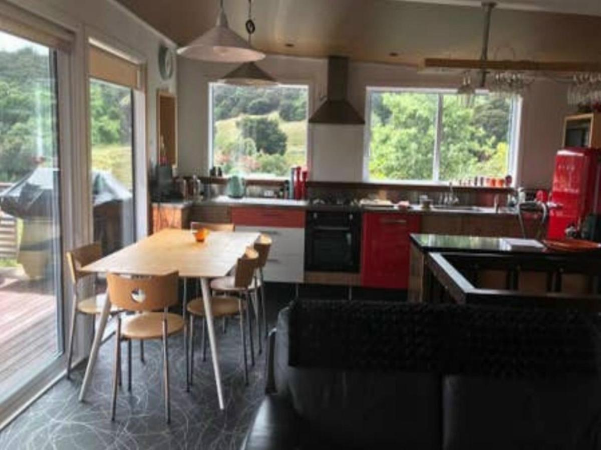 Akaroa Sunshine Views And Spa Pool !!! Eksteriør bilde